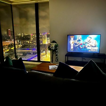 Premium Deals L Last-Minute Stay L 4 Min Walk To Birmingham Central Library L 18Th Floor 2 Bed 2 Bath City Centre Penthouse With Gym & Netflix By Jvt Short Lets Esterno foto
