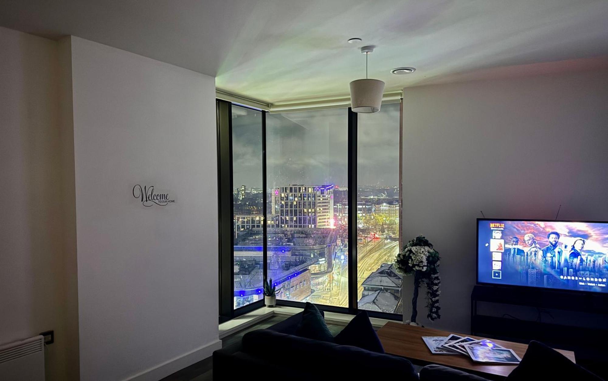 Premium Deals L Last-Minute Stay L 4 Min Walk To Birmingham Central Library L 18Th Floor 2 Bed 2 Bath City Centre Penthouse With Gym & Netflix By Jvt Short Lets Esterno foto