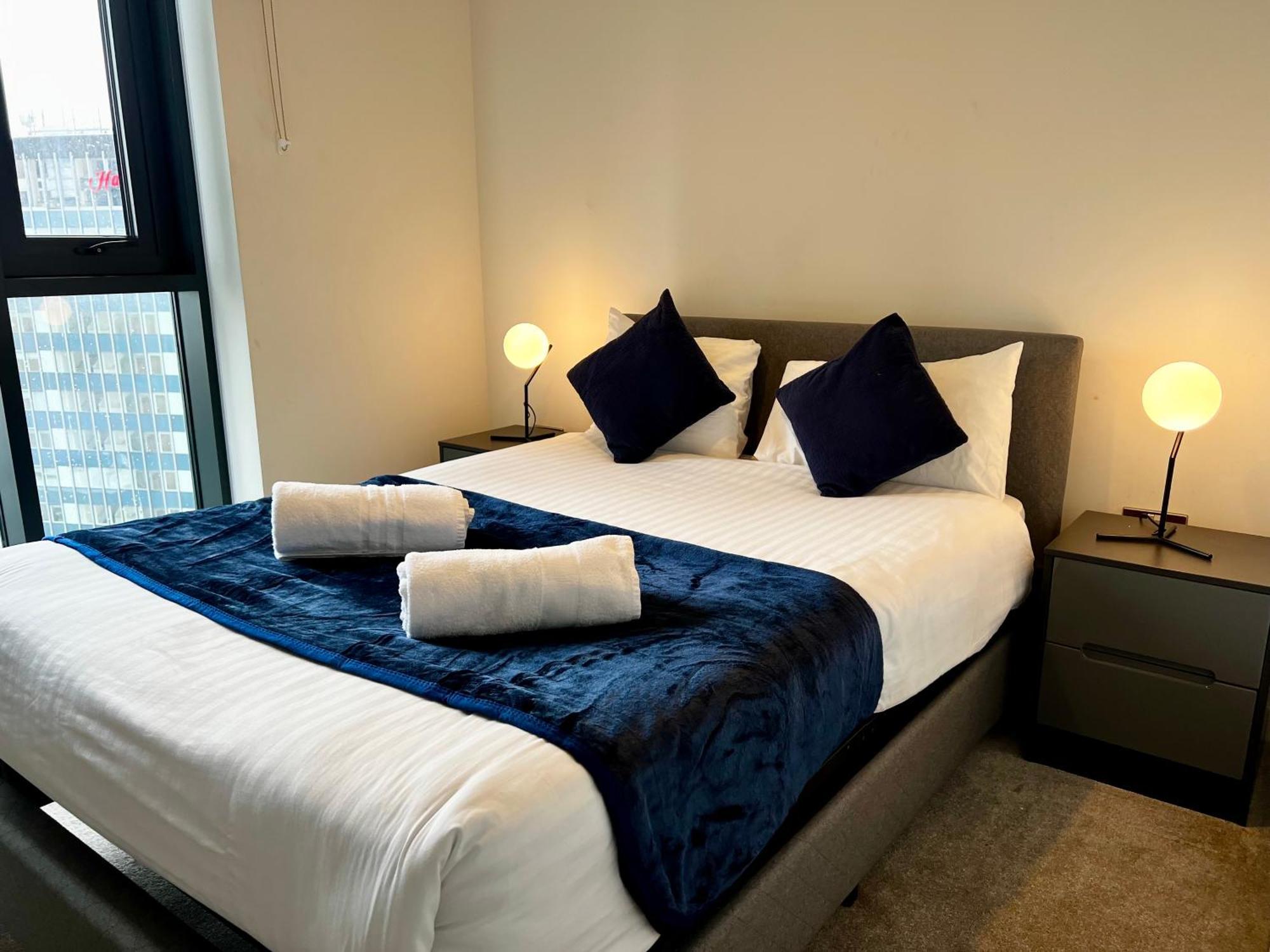 Premium Deals L Last-Minute Stay L 4 Min Walk To Birmingham Central Library L 18Th Floor 2 Bed 2 Bath City Centre Penthouse With Gym & Netflix By Jvt Short Lets Esterno foto