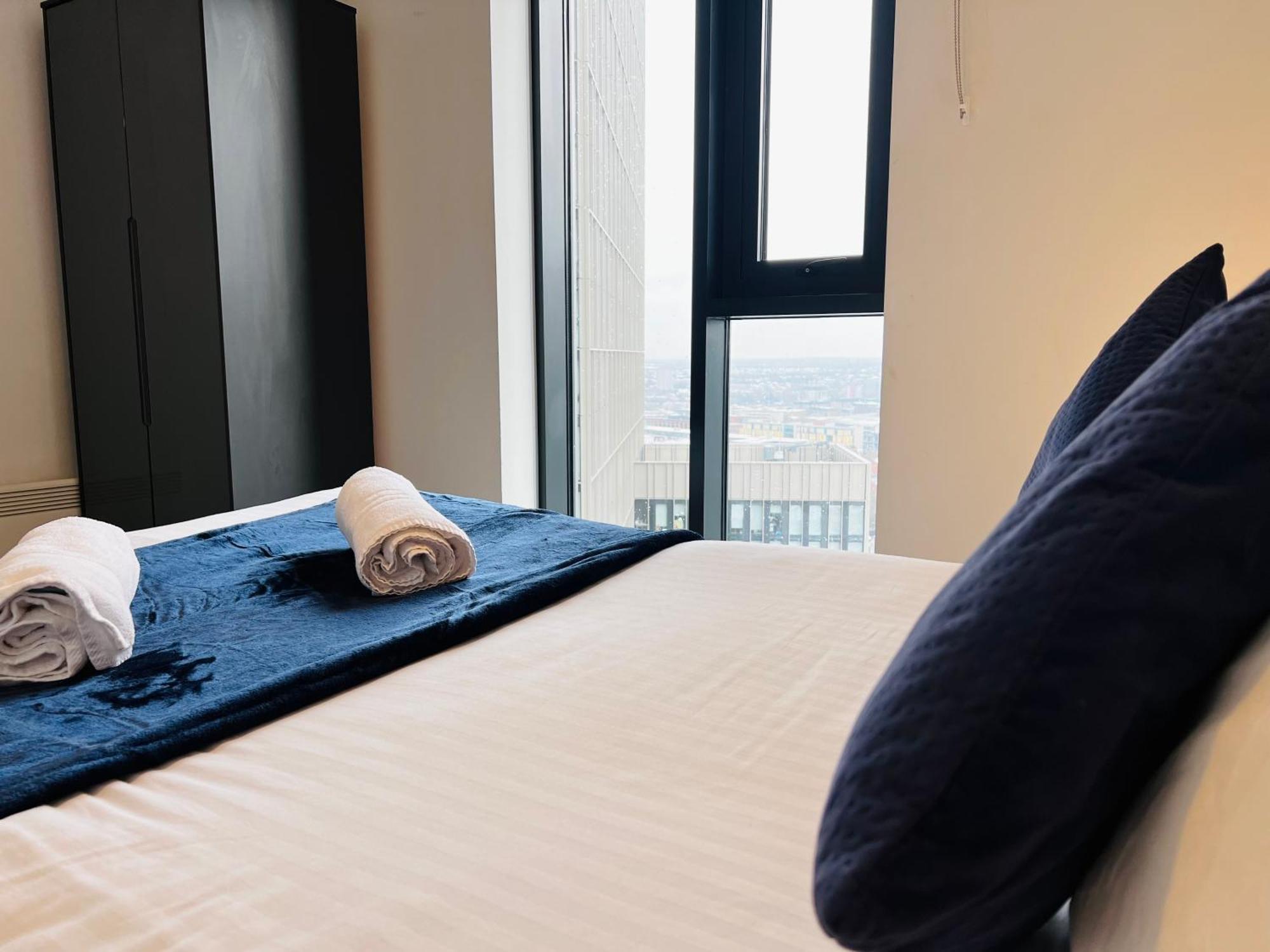 Premium Deals L Last-Minute Stay L 4 Min Walk To Birmingham Central Library L 18Th Floor 2 Bed 2 Bath City Centre Penthouse With Gym & Netflix By Jvt Short Lets Esterno foto