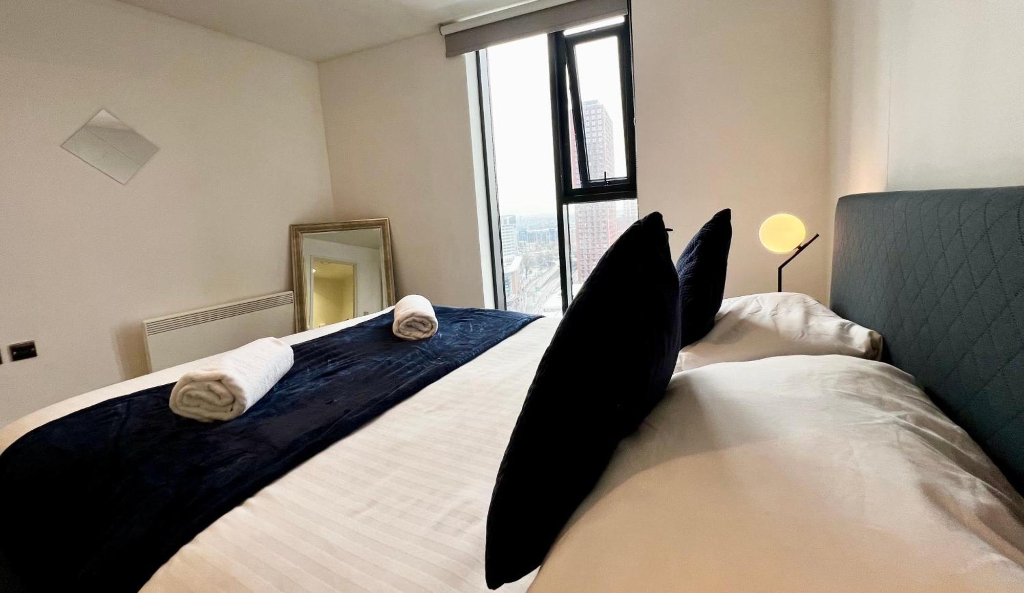 Premium Deals L Last-Minute Stay L 4 Min Walk To Birmingham Central Library L 18Th Floor 2 Bed 2 Bath City Centre Penthouse With Gym & Netflix By Jvt Short Lets Esterno foto