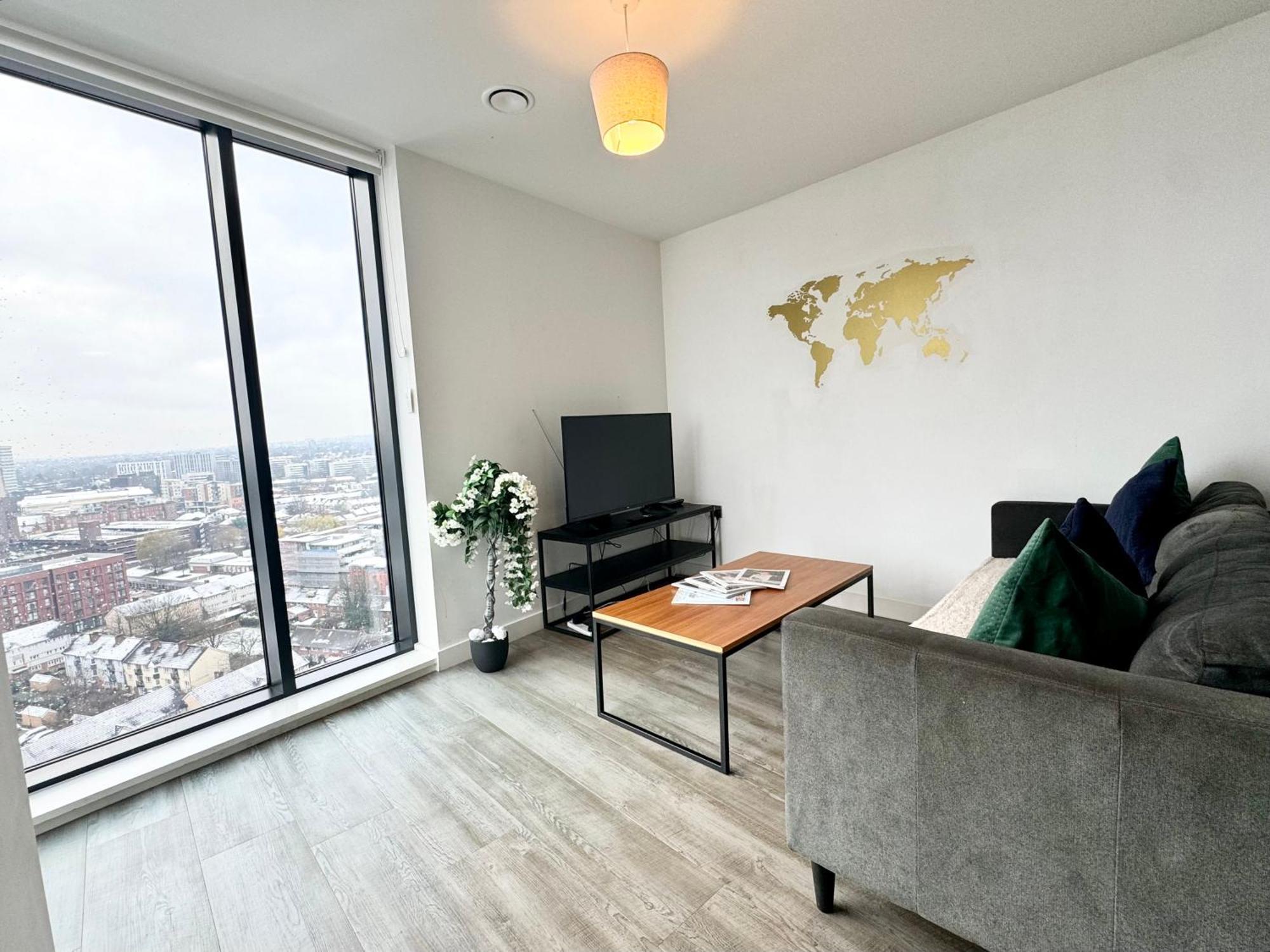 Premium Deals L Last-Minute Stay L 4 Min Walk To Birmingham Central Library L 18Th Floor 2 Bed 2 Bath City Centre Penthouse With Gym & Netflix By Jvt Short Lets Esterno foto